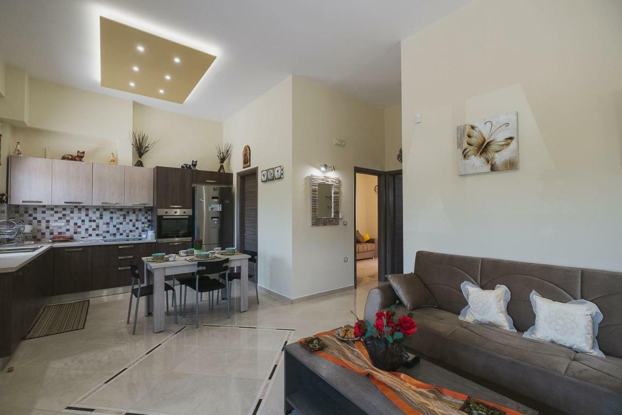 Spacious Home With Parking Chania  Exteriör bild