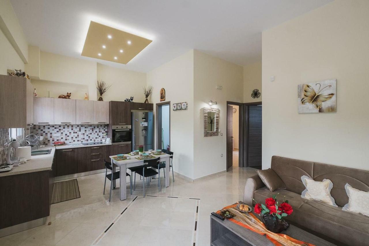 Spacious Home With Parking Chania  Exteriör bild