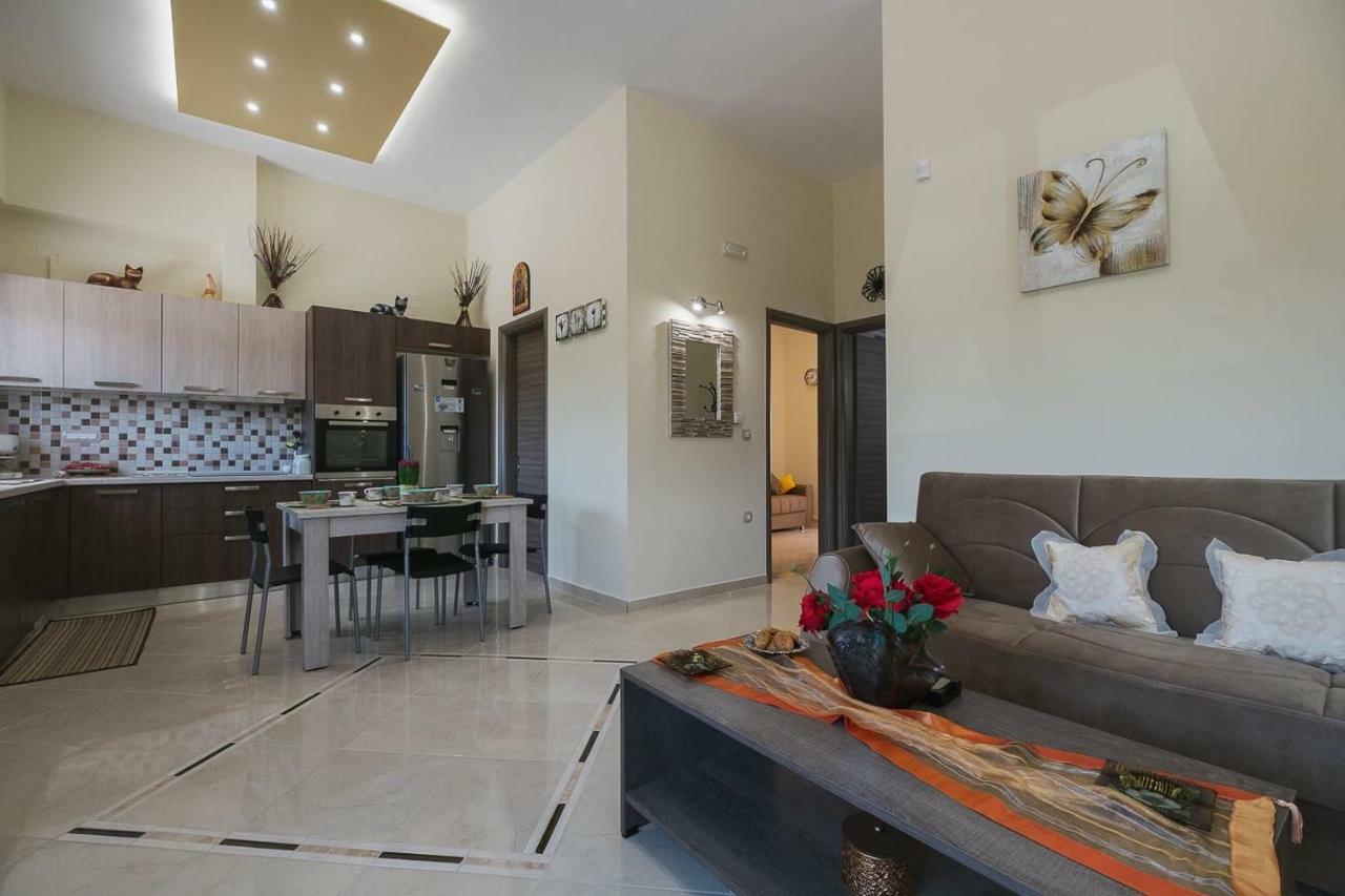 Spacious Home With Parking Chania  Exteriör bild